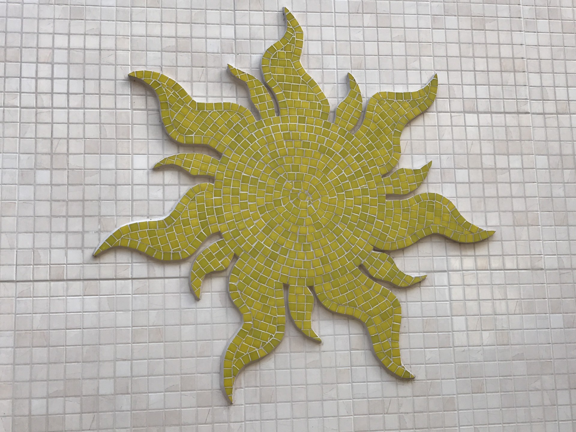 Feature tiling